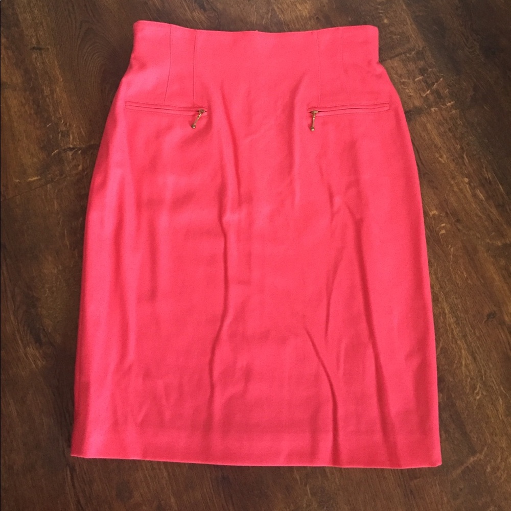 Escada high waisted skirt. 90’s style.
